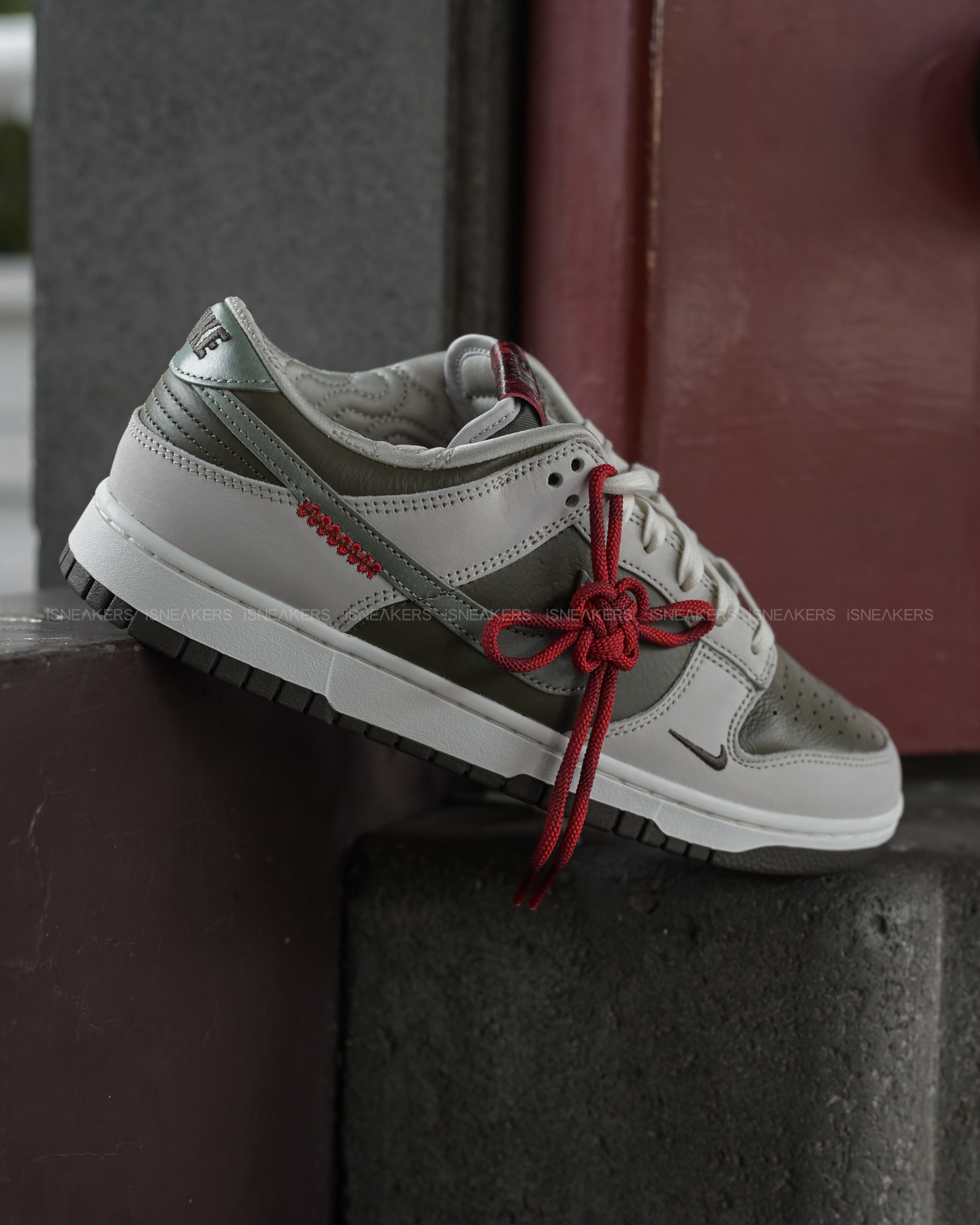 iSNEAKERS｜Nike Dunk Low LX "Year of the Snake" 蛇年限定 HV5980-231