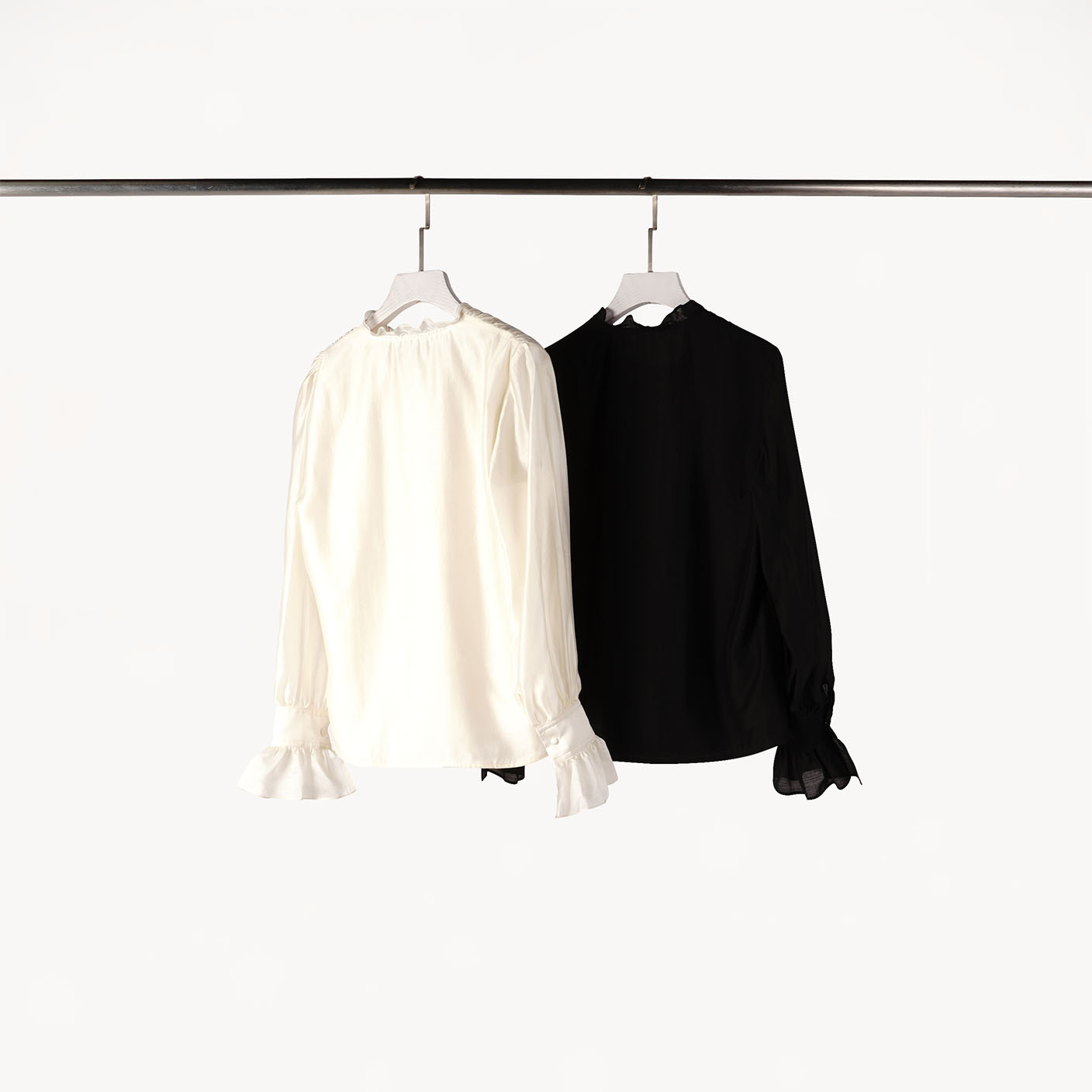 浪漫壓摺微透襯衫 | 2色