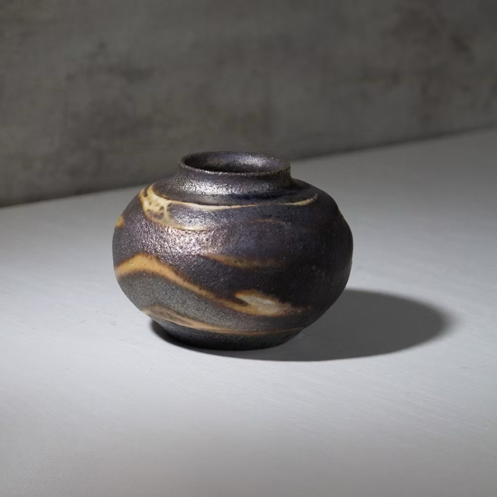 曙波瑩墨灰釉花器H002F