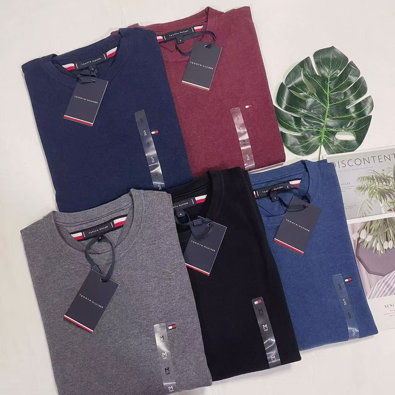 TOMMY HILFIGER SMALL LOGO JUMPER