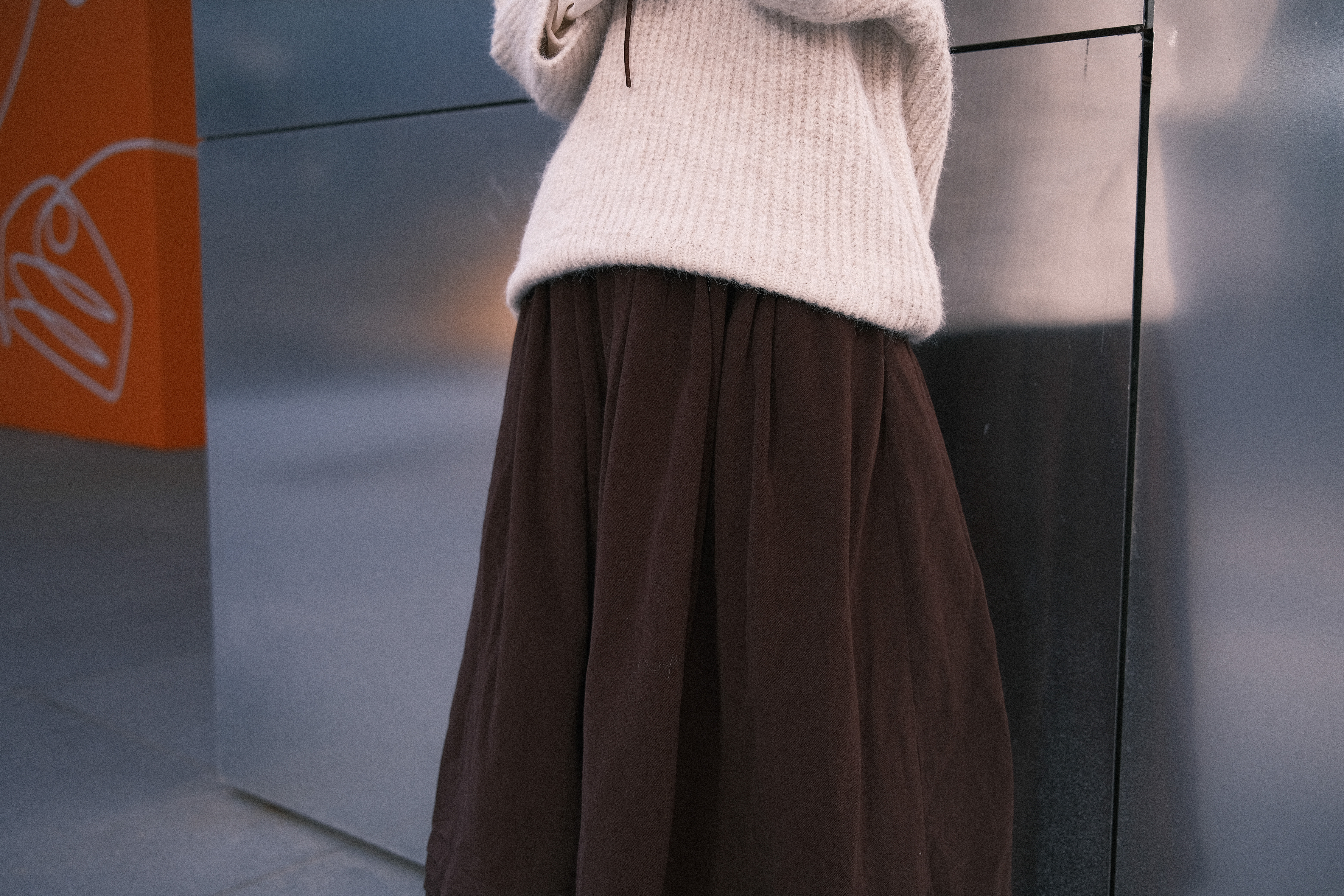 啡紅色壓摺半身裙