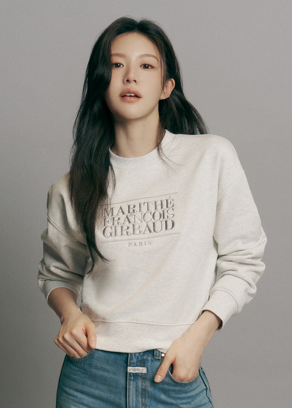 【現貨】【MFG】W CLASSIC LOGO CROP SWEATSHIRT (light heather gray/ beige/ pink/ light green)