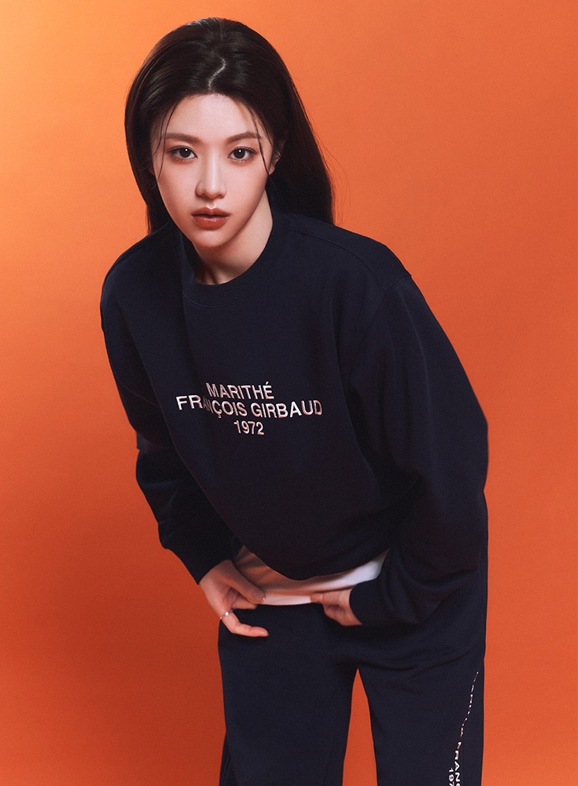 【現貨】【MFG】LETTERING LOGO SWEATSHIRT (navy/brown/grey)