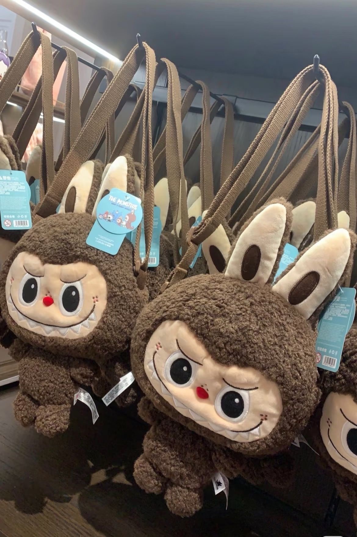 labubu 限定斜孭袋