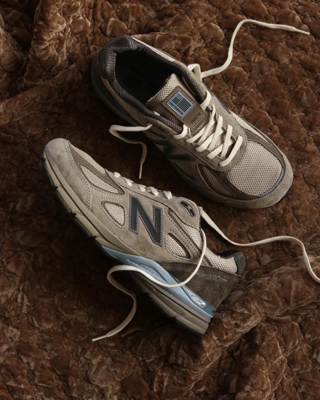 【Focus Store】預購 Auralee x New Balance Made in USA 990v4 "Taupe" 灰褐色 U990AR4