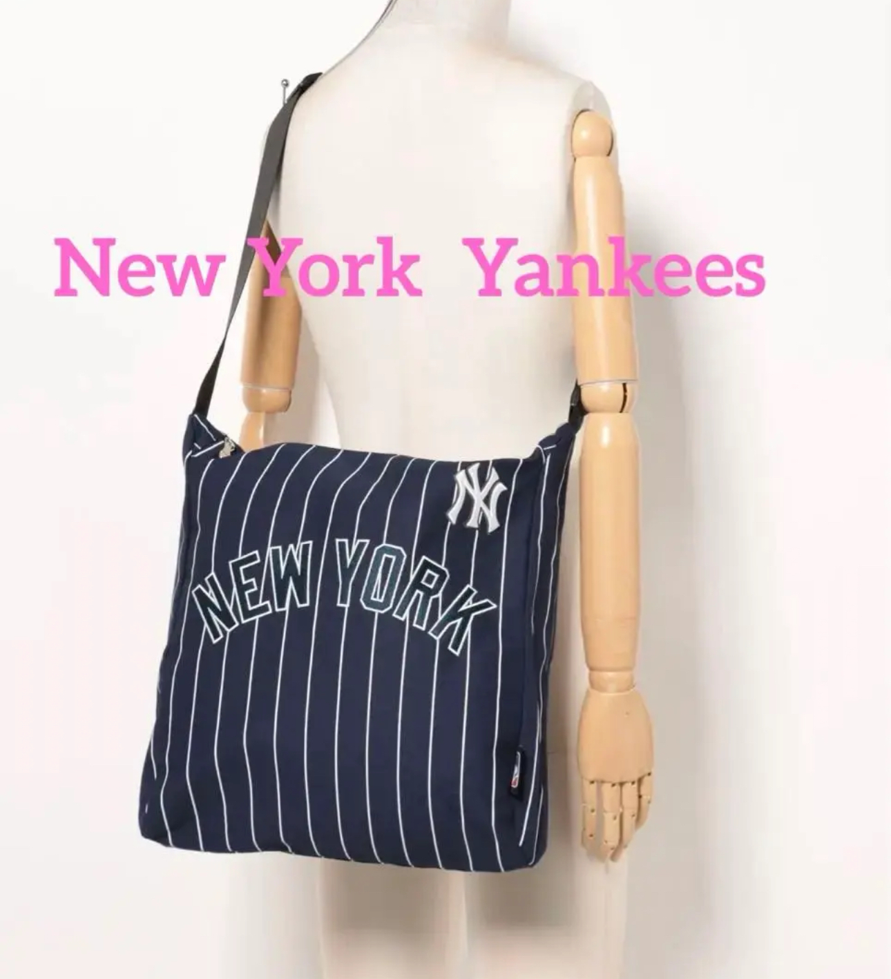 【預購】J0105901 MLB 單肩包（藍白條紋）