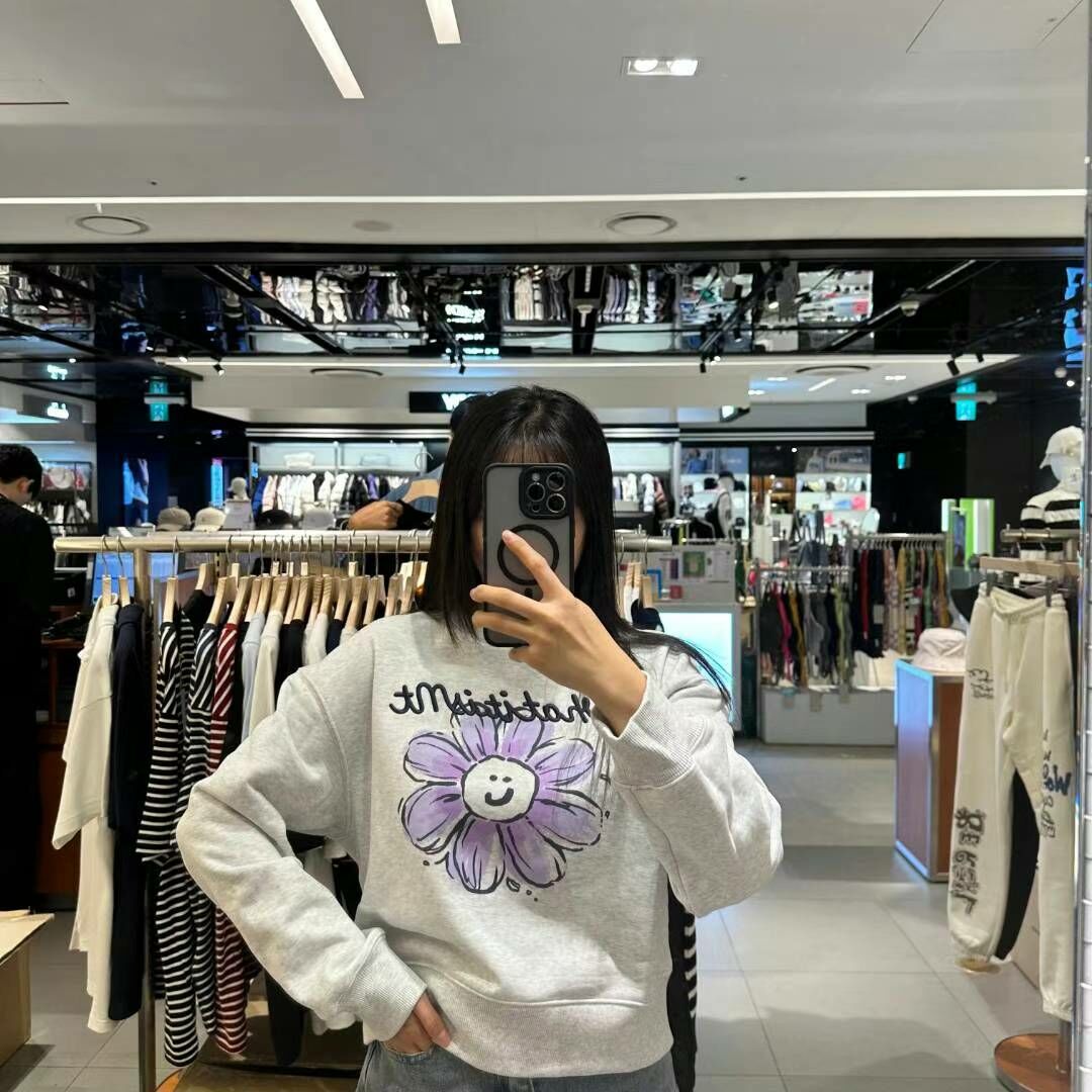 Wacky Willy Women's Big Flory Graphic Crop