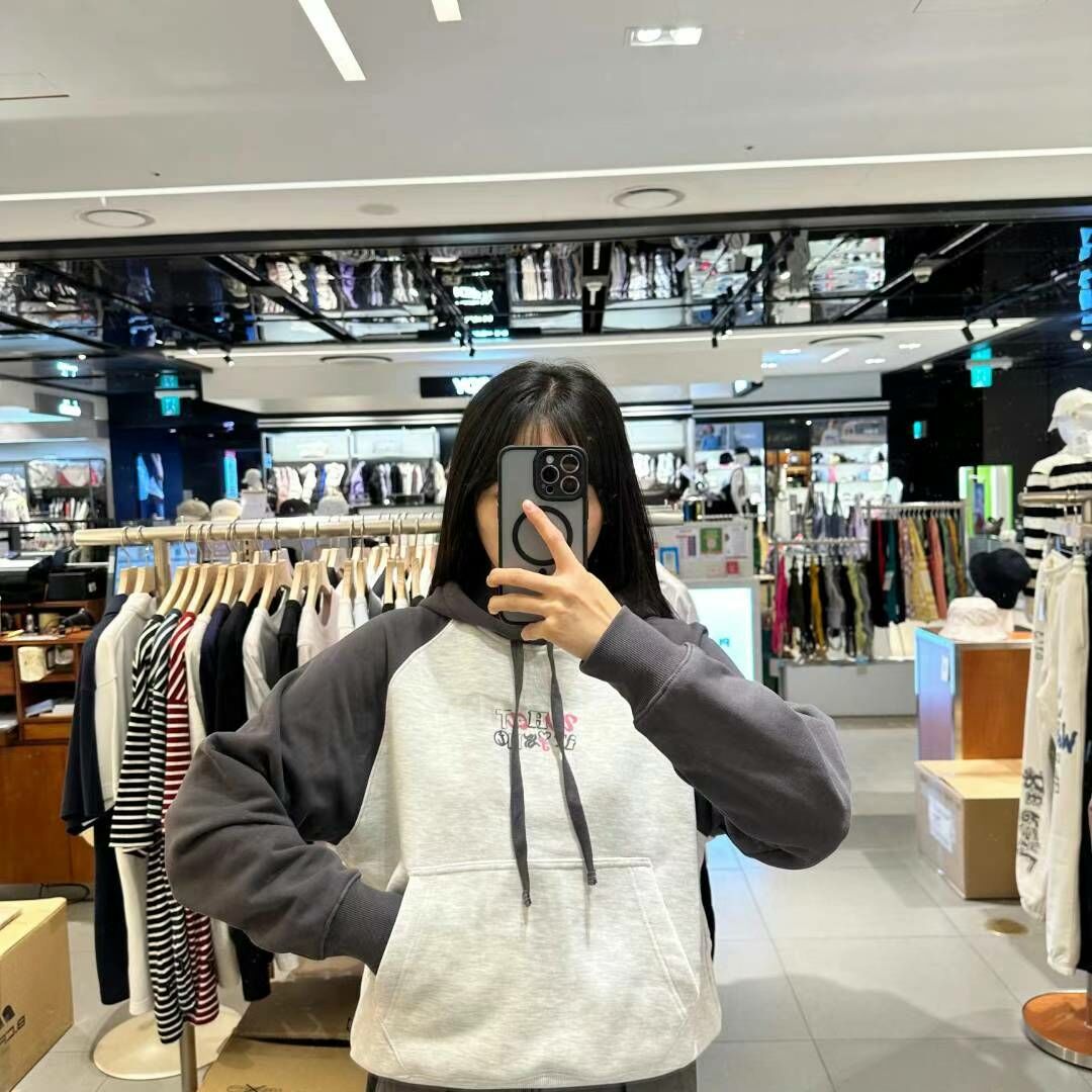 Wacky Willy Women's graphic color blocking hood