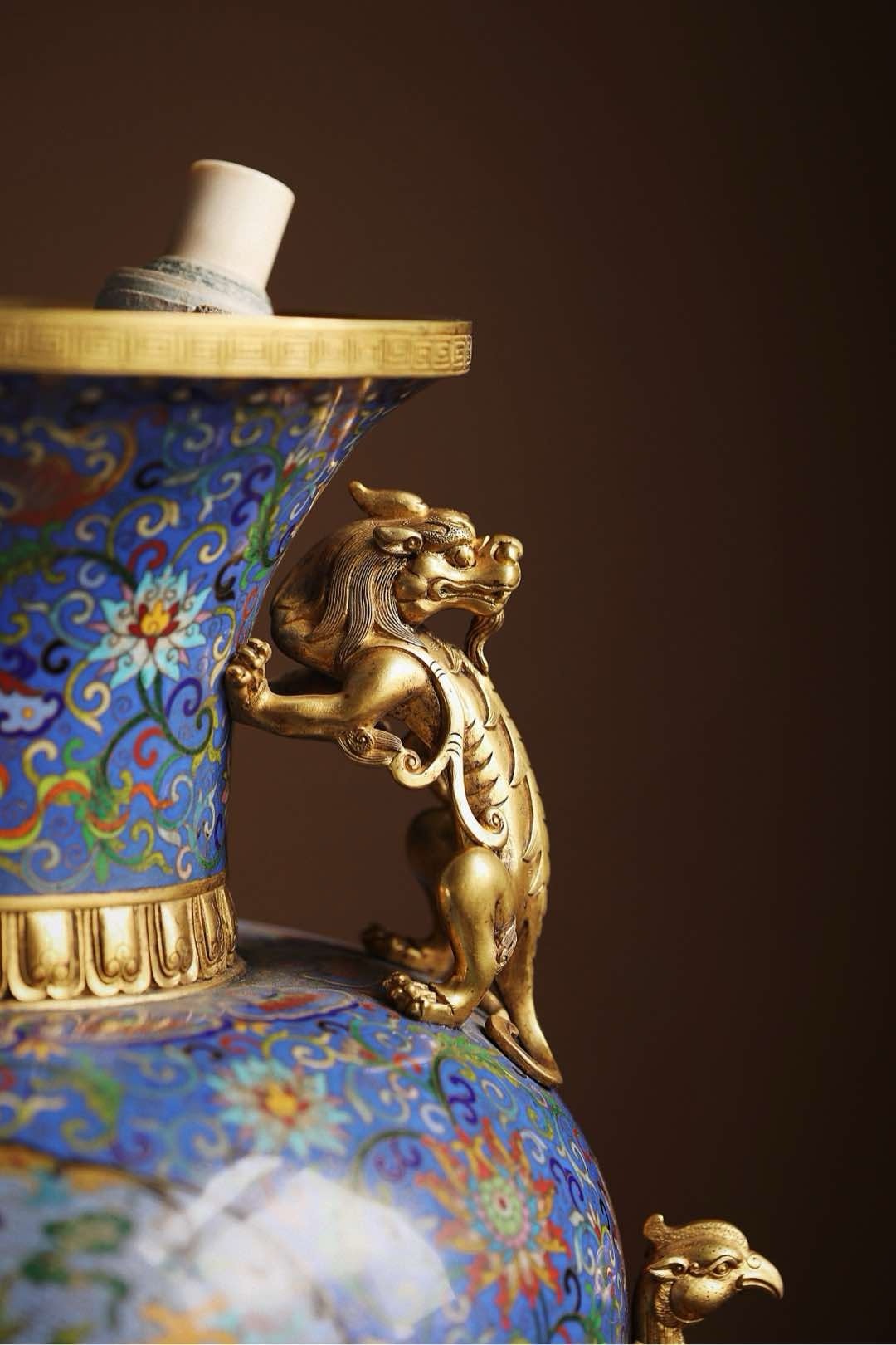 Cloisonné enamel dragon and phoenix jar