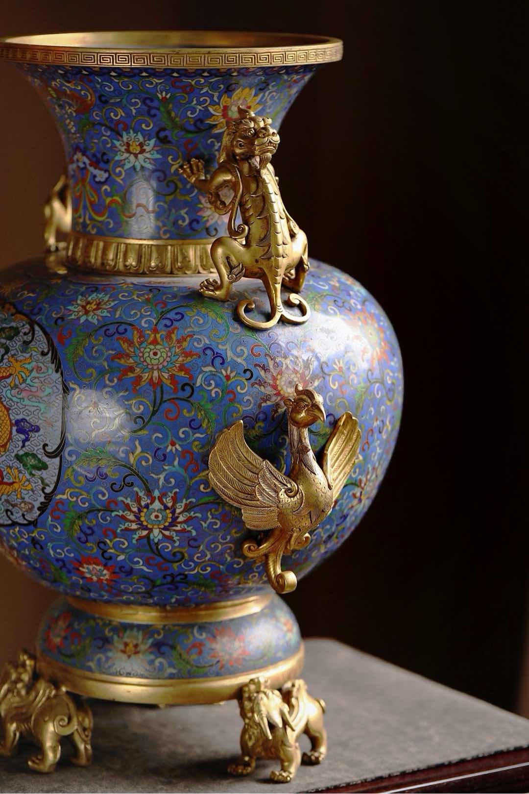 Cloisonné enamel dragon and phoenix jar