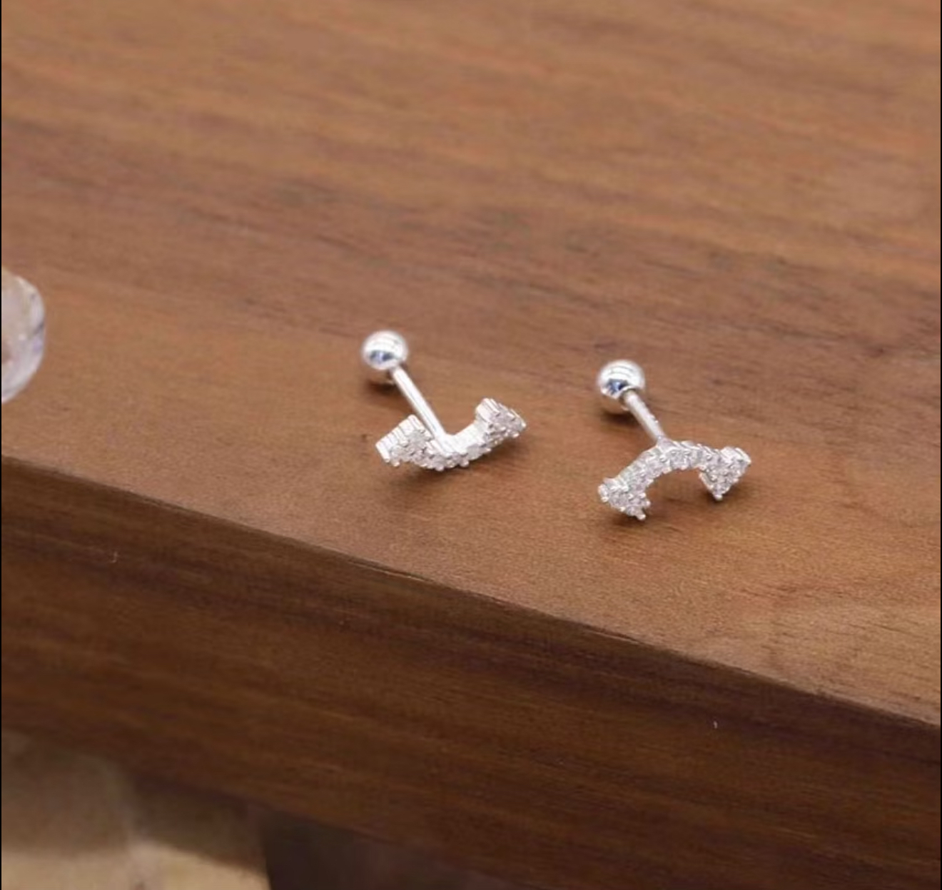 C33滿鑽微笑純銀鎖針