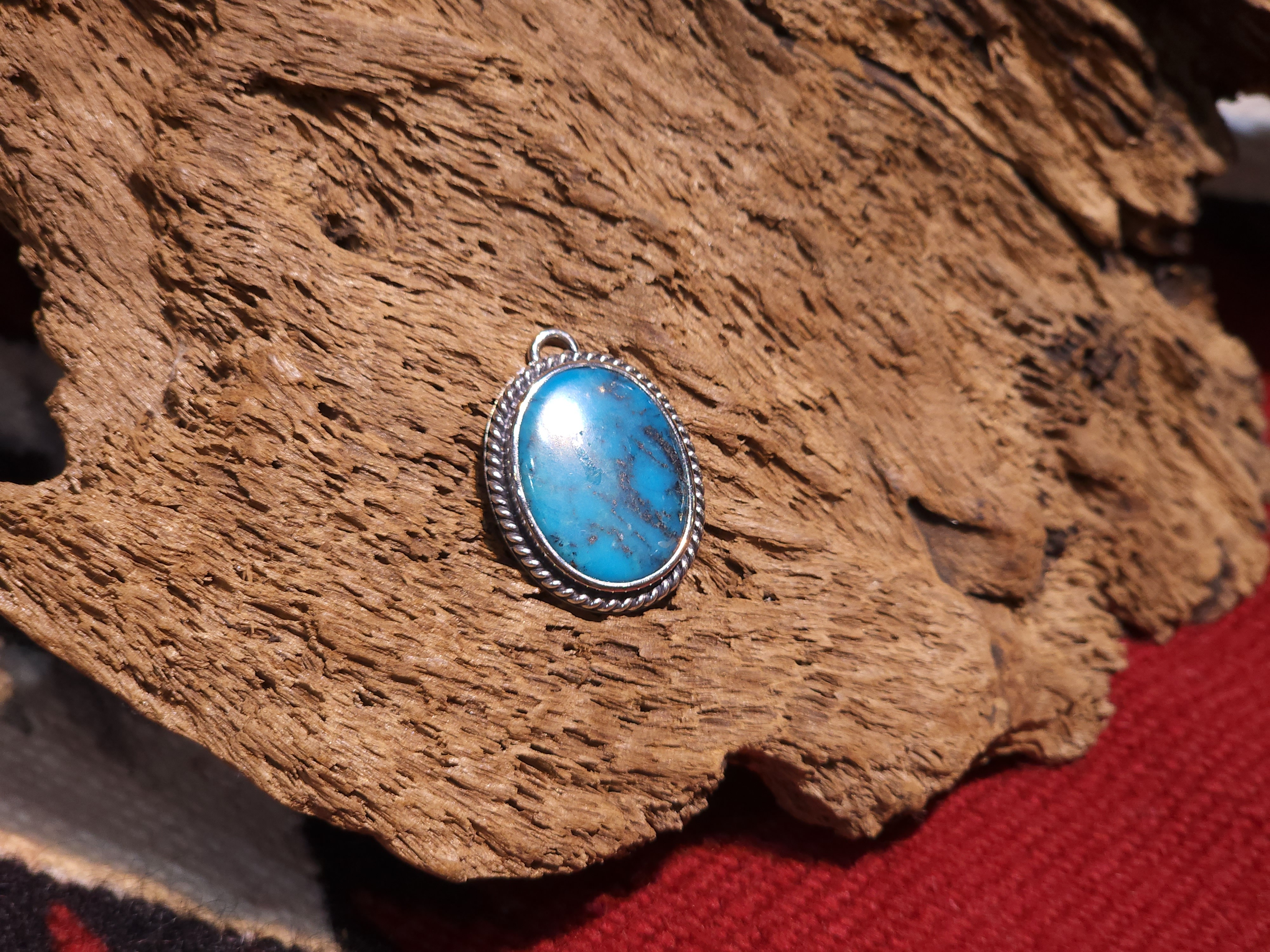 *Black Venom Jewelry- Freedom & Prayer Nacozari銀繩松石吊墜