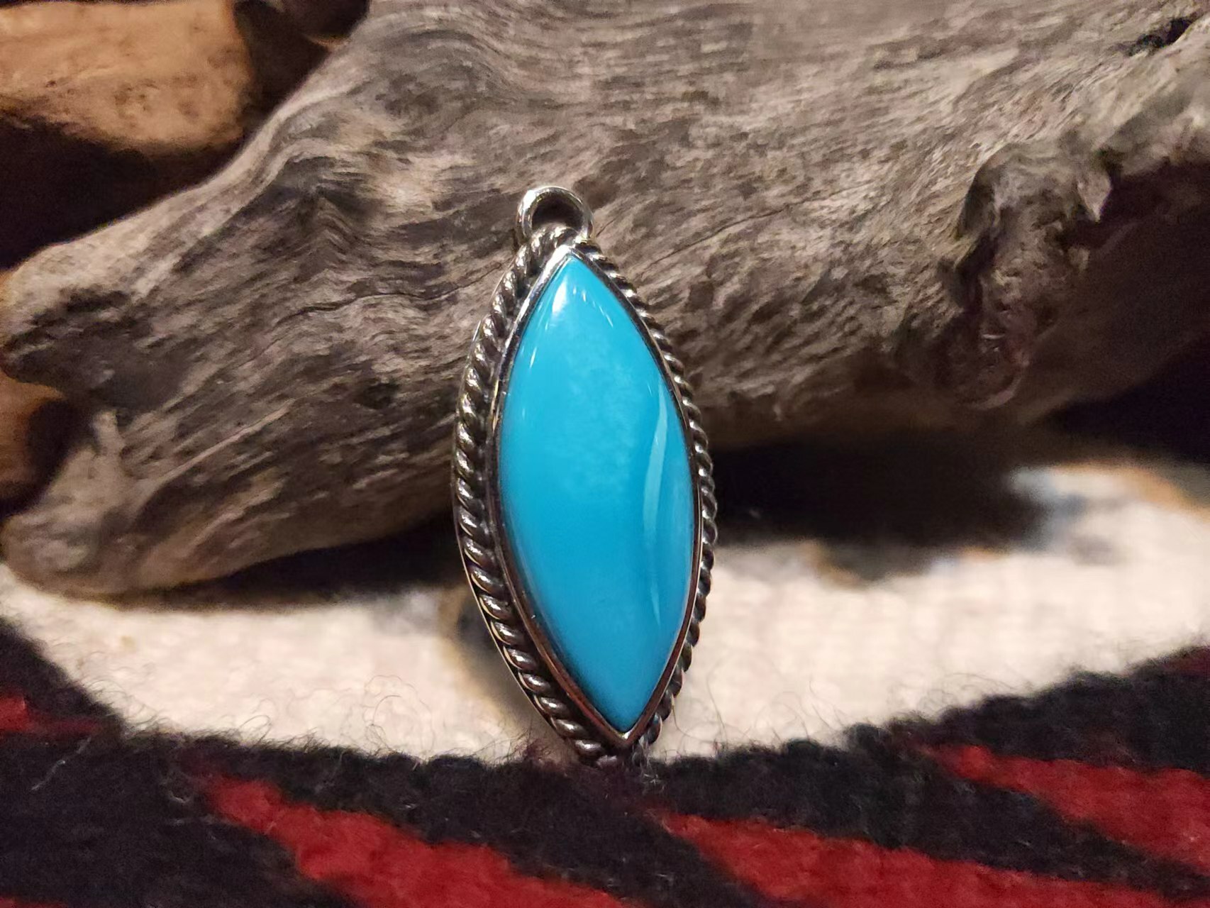 *Black Venom Jewelry- Freedom & Prayer Sleeping Beauty銀繩松石吊墜