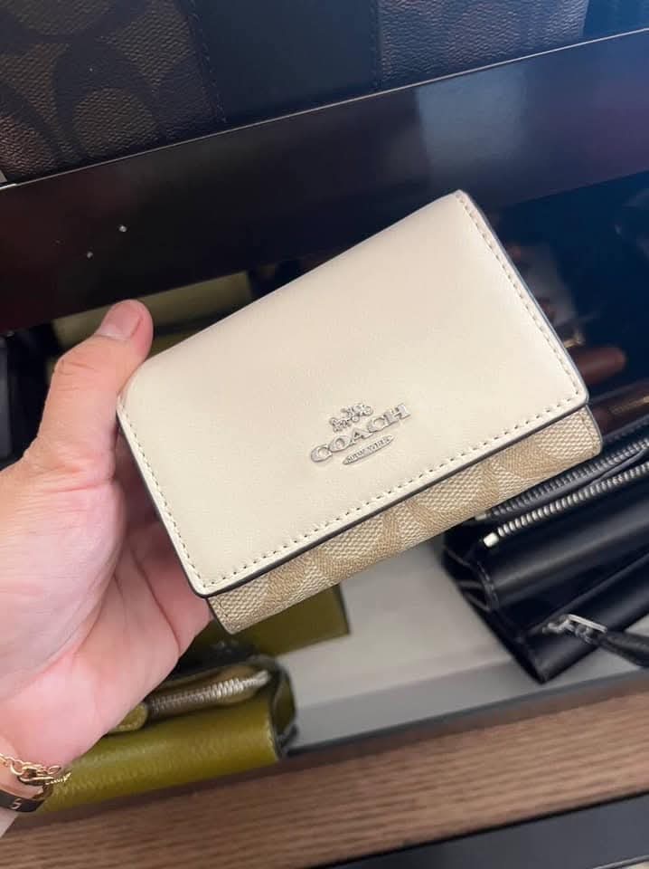 Coach Micro Trifold Wallet