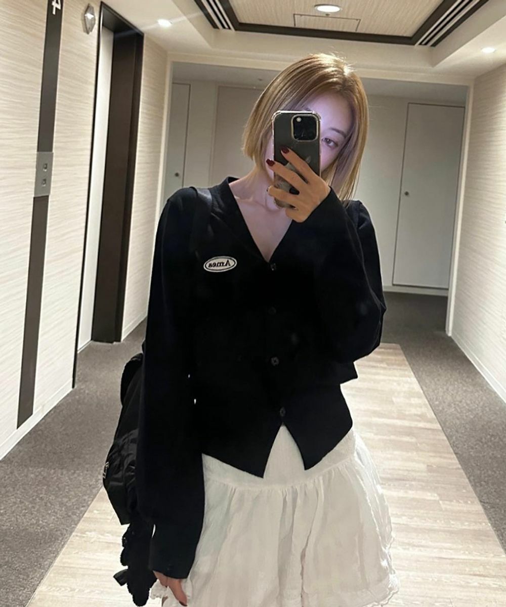 AMES BASIC LOGO WAPPEN CARDIGAN BLACK