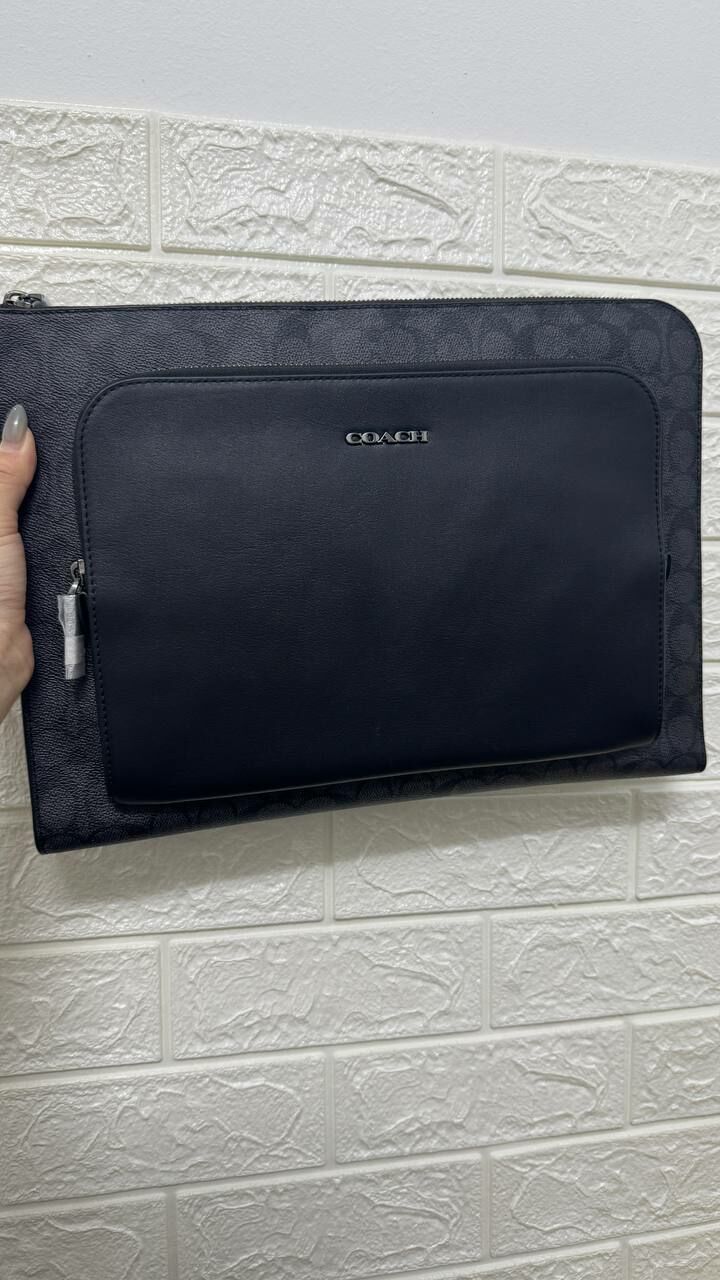 [S] COACH CW363 ETHAN PORTFOLIO SIG,QB/CHARCOAL/BLACK, 196395546565, FINAL SALES (SCO1027)