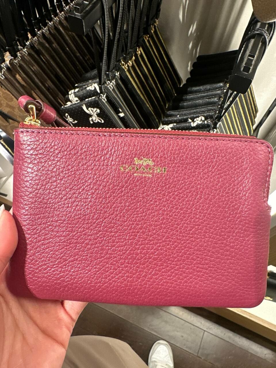 [S] COACH CP483 PEBBLED LEATHER CORNER ZIP,IM/PINK, 196395665044 (SCO1028)