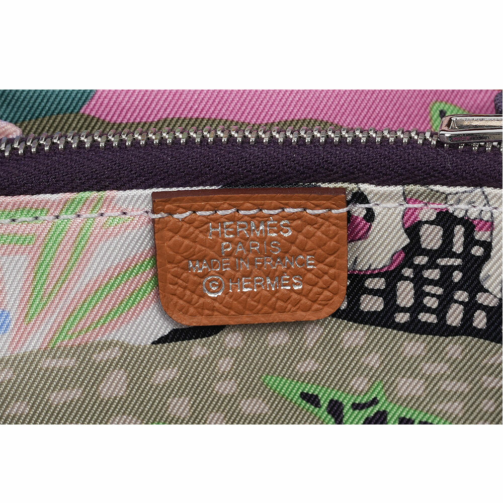 EPSOM皮 絲巾內裡ㄇ型拉鏈短夾(金棕色) H084266CKAA