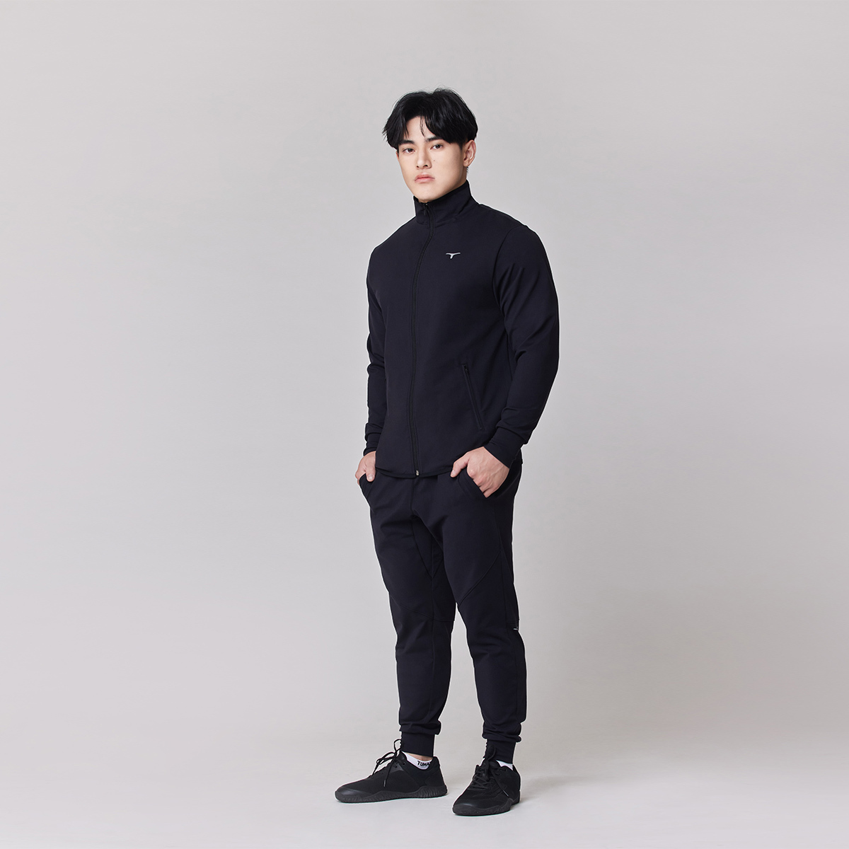 經典立領套裝（托瑪斯黑）