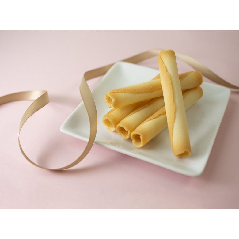 日本 高帽子蛋捲 紙盒裝 10入 貓舌餅