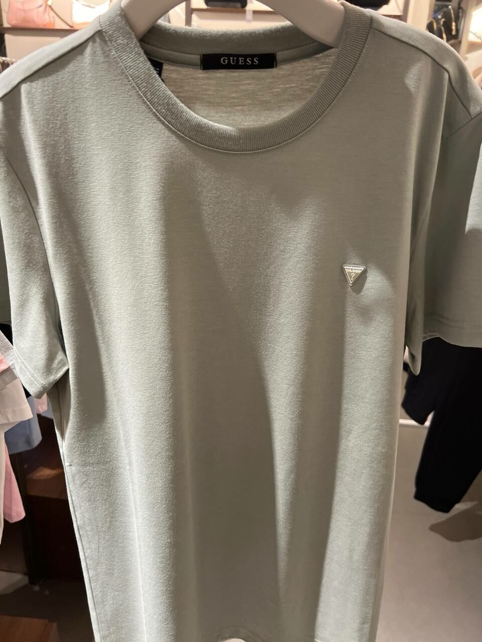 [S] GUESS PUBLIC DRYSIL R-NECK SHORT SLEEVE T-SHIRT,KHAKI, MO2K9490-KAK [FINAL SALE] (SGU645)