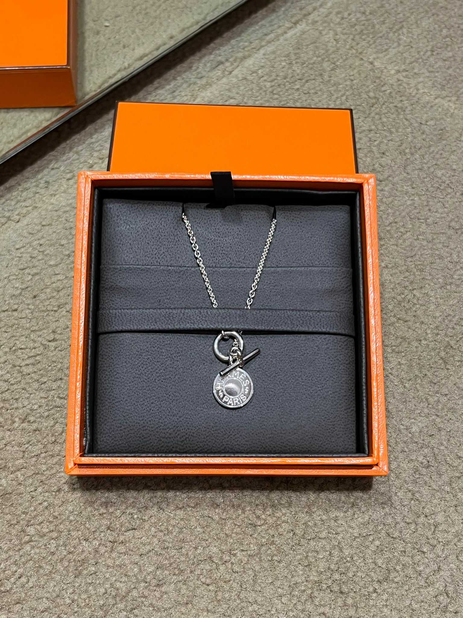 Amulettes H Confettis pendant 925 silver necklace