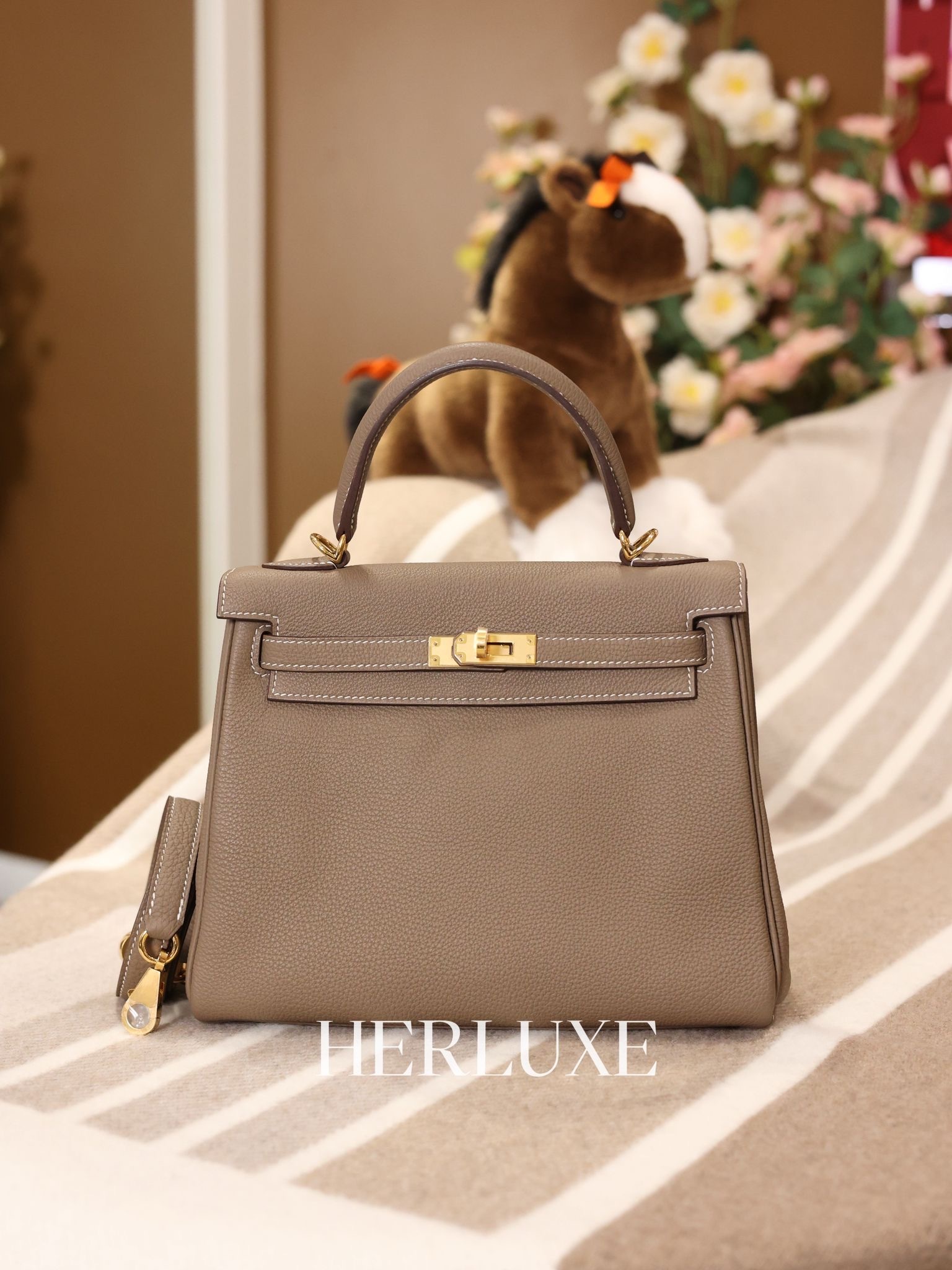 Kelly 25 18 etoupe cc togo Z （二手 99%new）