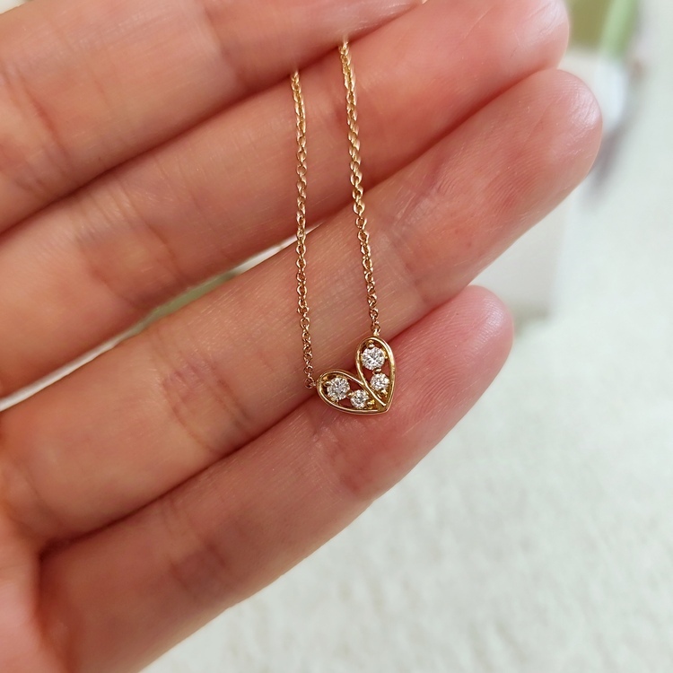 18K黃金鑽石心形頸鏈