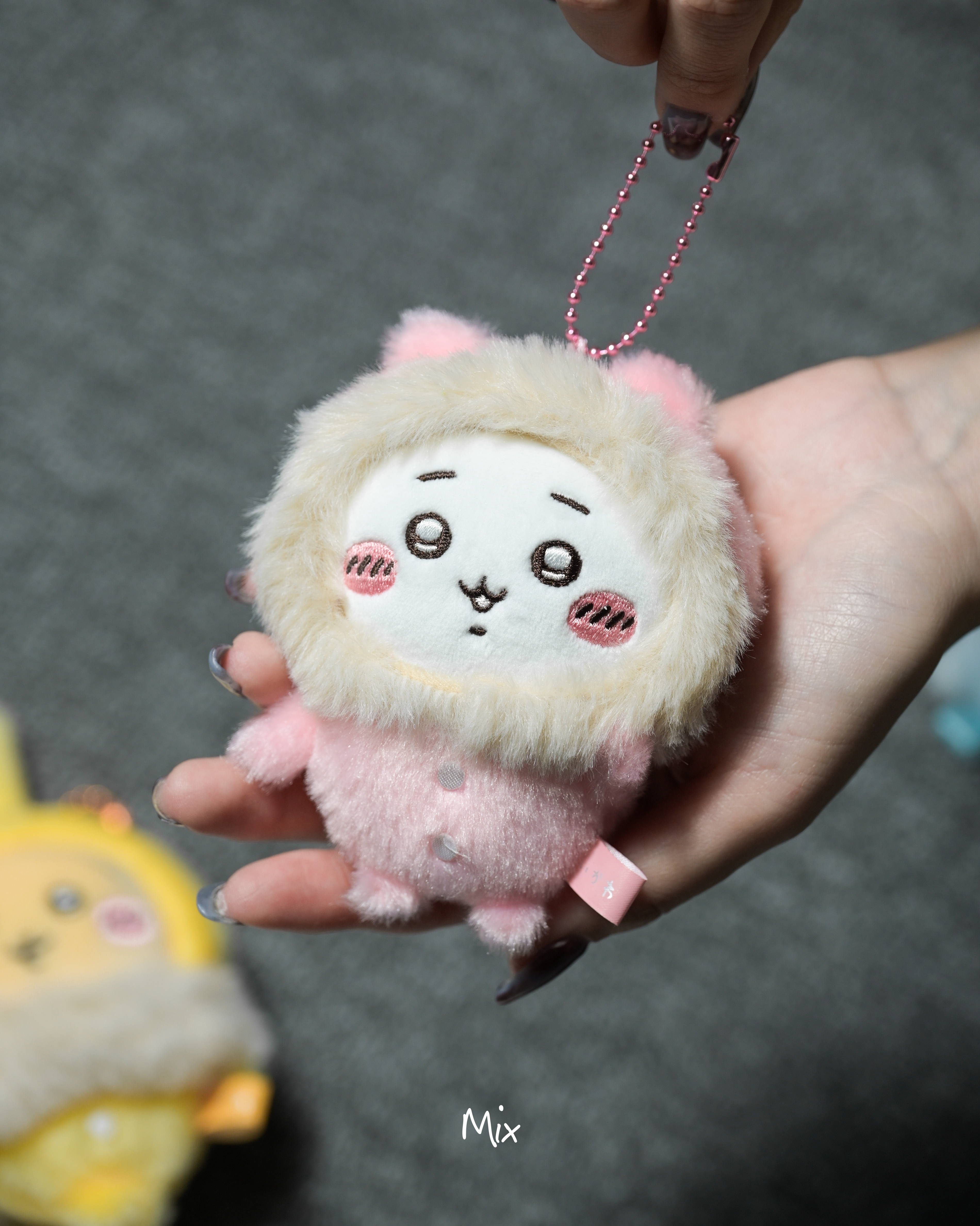 iSNEAKERS｜ 天貓旗艦店 日本 Chiikawa 吉伊卡哇 冬季睡衣吊飾 奧德鏡餅娃娃