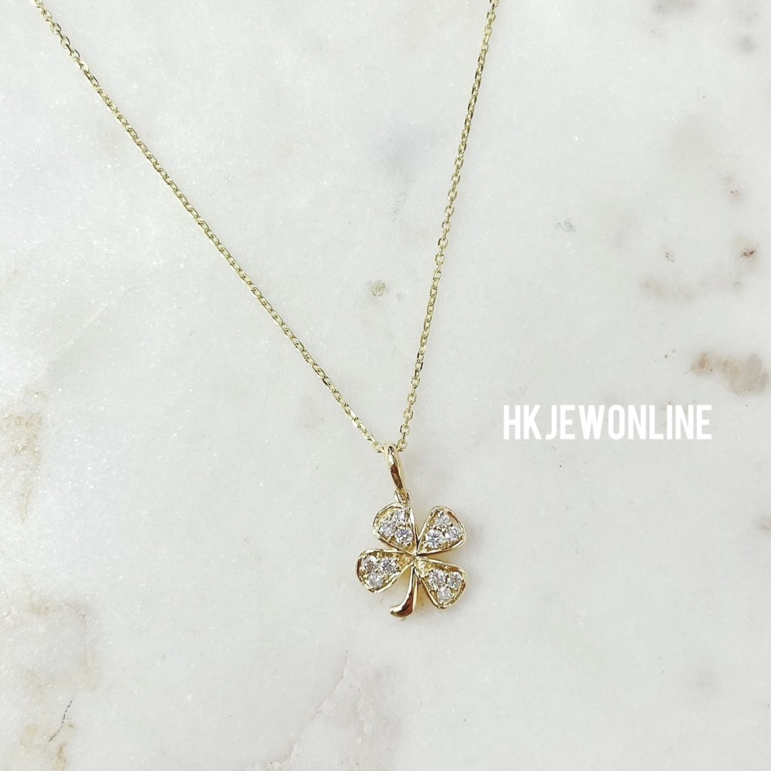 🍀 18K Yellow Gold Four Leaf Clover Diamond Pendant ( Chain Included )