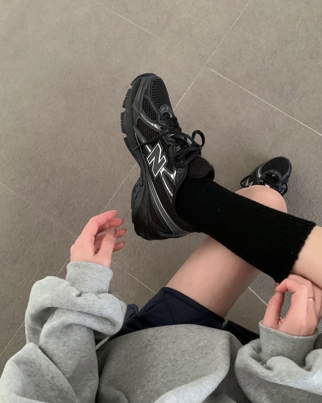 New Balance 740 復古 慢跑鞋 D楦 黑銀