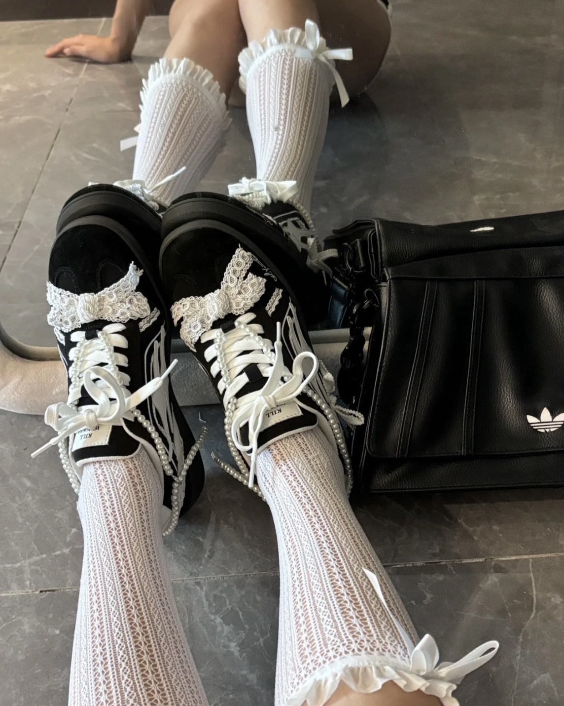 <明星同款🤍>Killwinner 德訓鞋 平替 麂皮 珍珠 質感黑