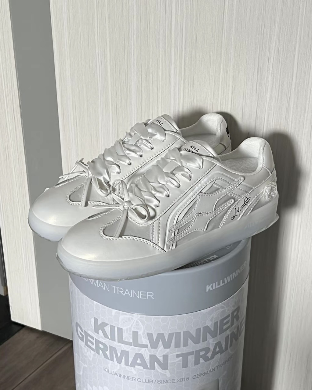<明星同款🤍>Killwinner 德訓鞋 平替 緞帶 白月光