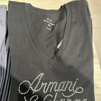 [S] ARMANI EXCHANGE LOGO LETTERING BLING BLING RHINSTONE V-NECK T-SHIRT,BLACK, 7VYTFF-YJ16Z-1200 [FINAL SALE] (SAX276)