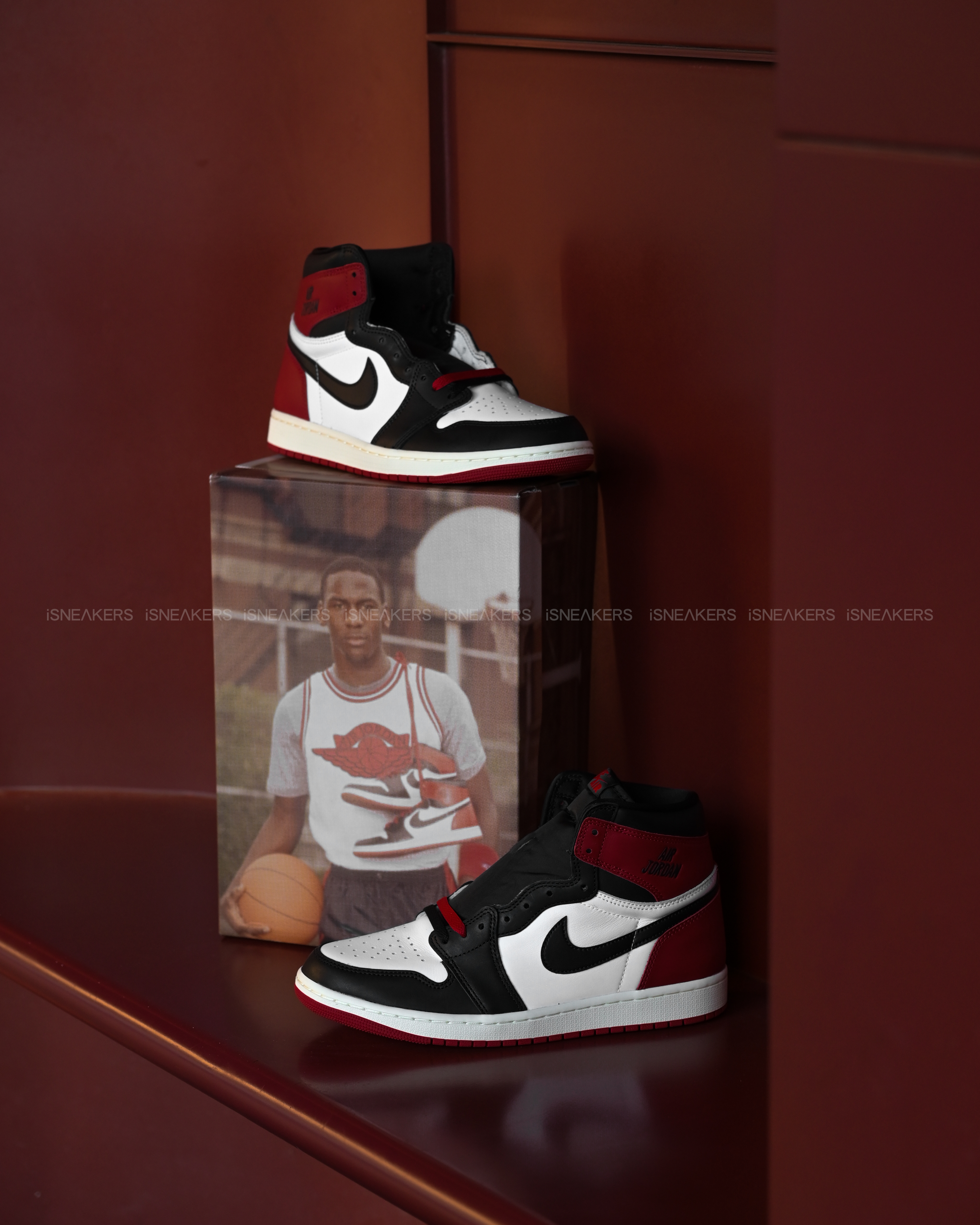 iSNEAKERS｜Air Jordan 1 High OG "Black Toe Reimagined" 芝加哥 DZ5485-106