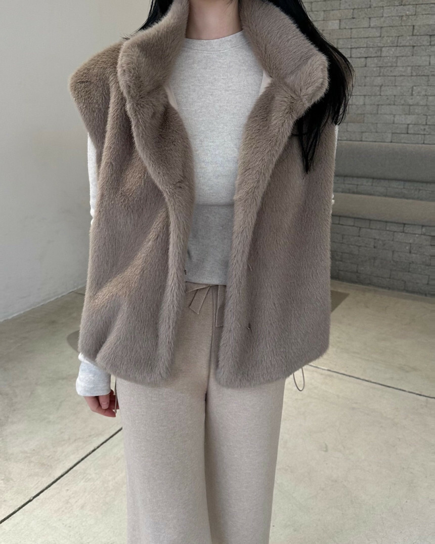 韓國時髦歐逆 翻領毛毛背心(灰/白/咖)