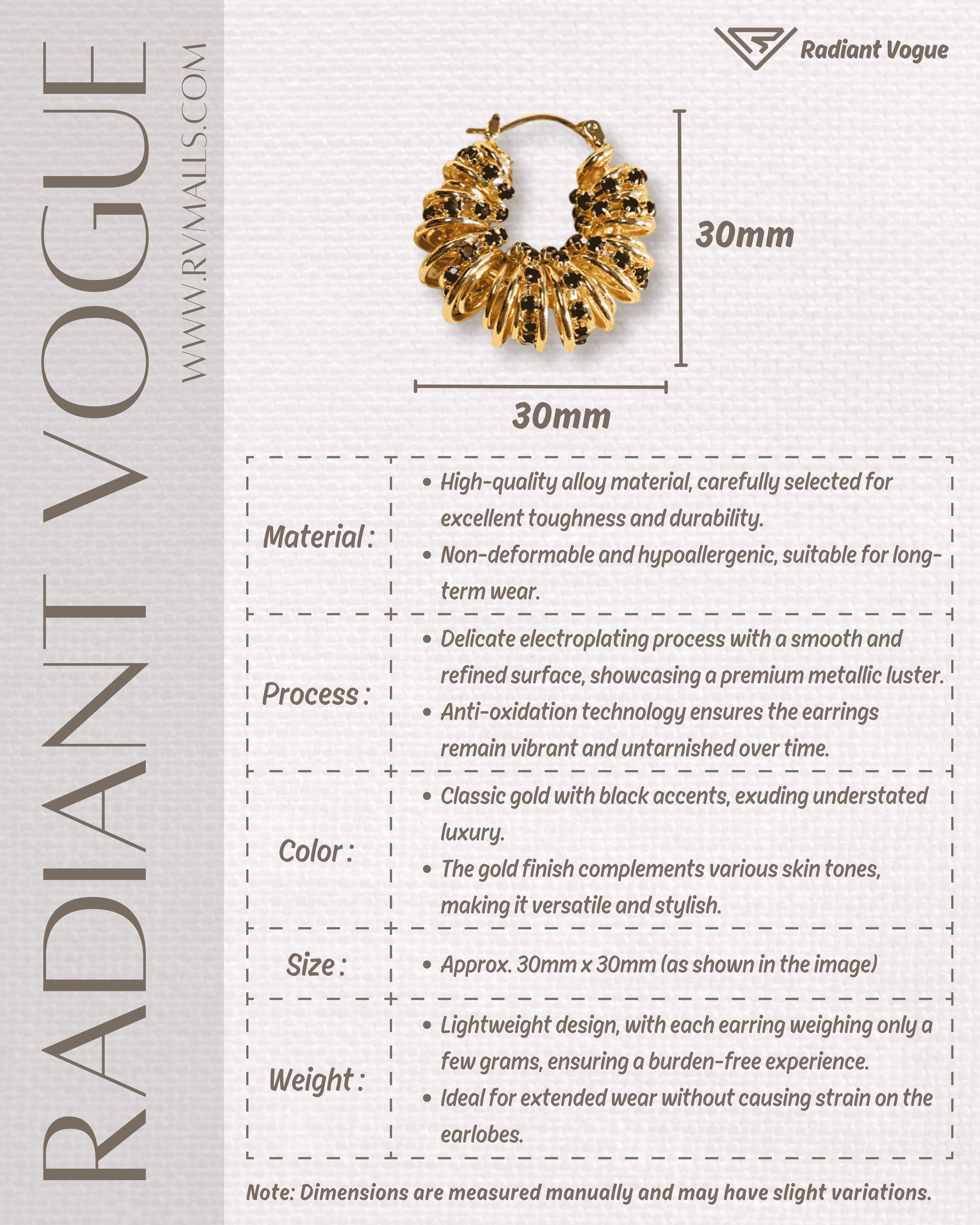 採用高品質合金材質, 經過精緻電鍍處理, 抗氧化技術確保不褪色, 重量輕盈僅幾克, 尺寸約30mm x 30mm, 適合長時間佩戴。