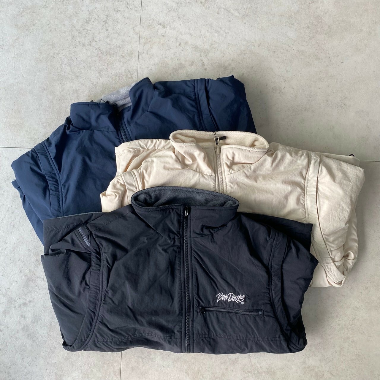 Ben davis 刺繡 logo下擺縮口雙面穿羊羔絨可拆式背心夾克 24780007