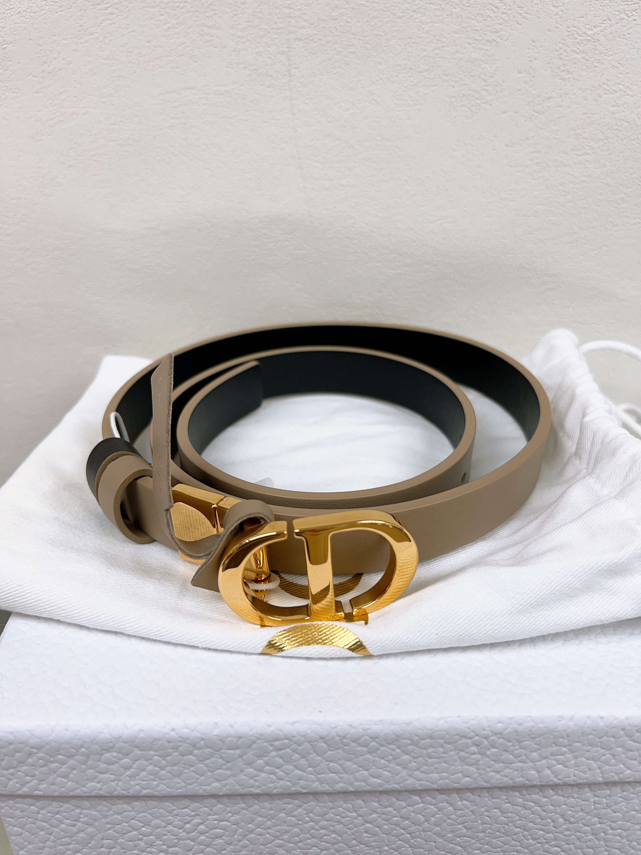 *Unused* (size 75) Dior 30 montaigne reversible belt (grey x black) 20mm