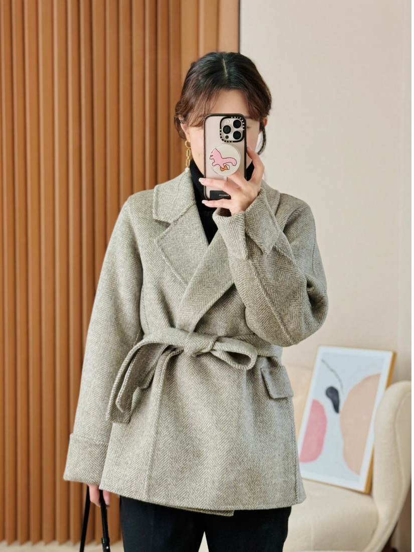 [現貨] Bertha 人字紋綁帶大衣 [ 灰 / Free ]