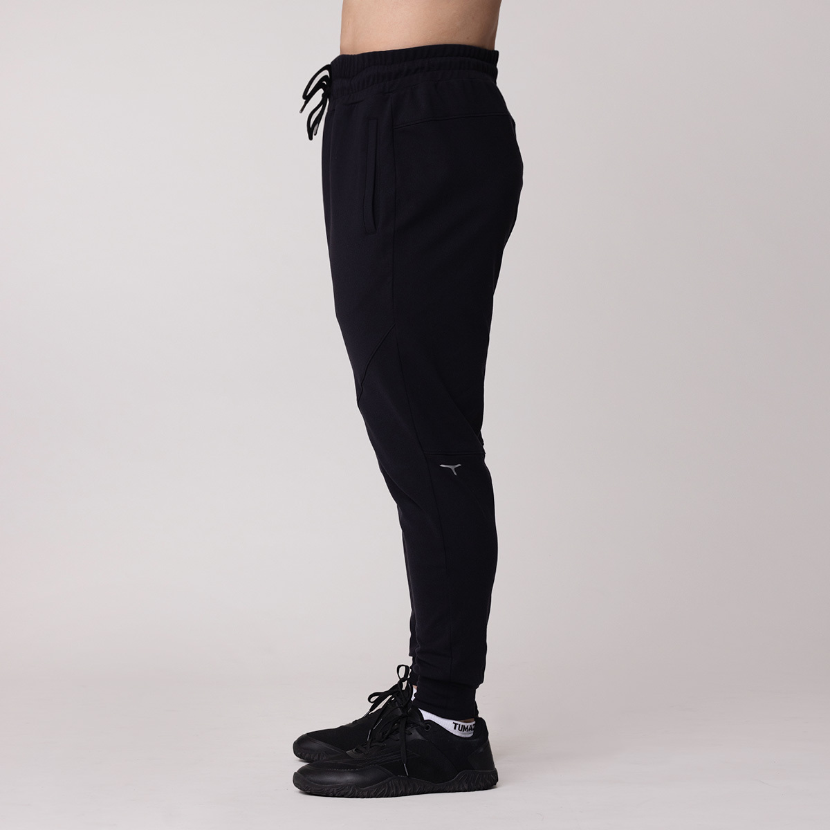 托瑪斯經典縮口長褲（托瑪斯黑）