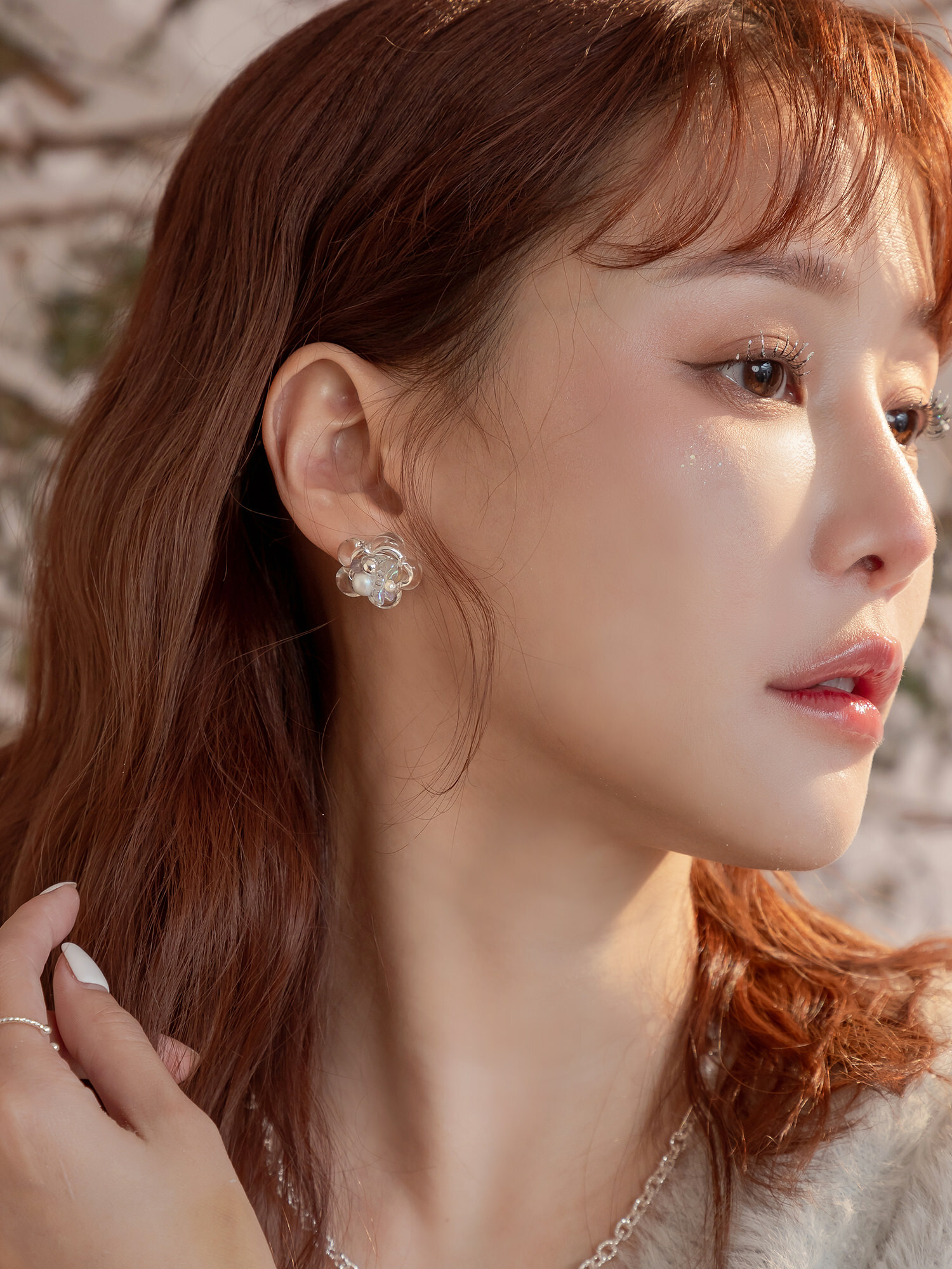 水中泡泡語。MUCHAT手作透彩花圈珍珠純銀針耳環