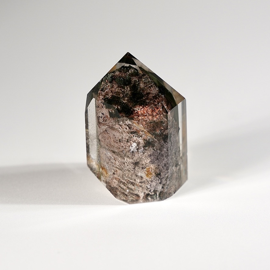 紫紅綠幽靈晶柱