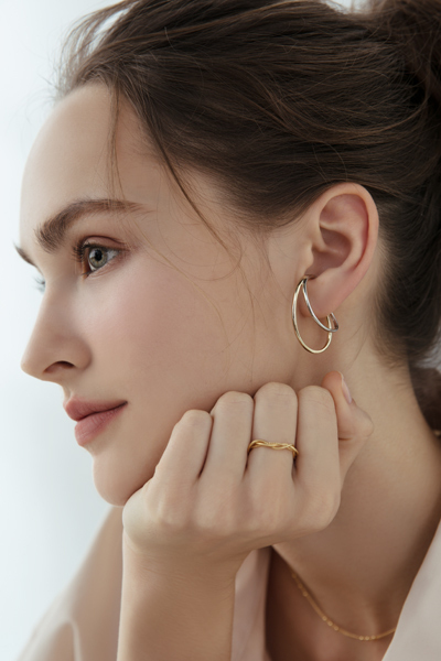 金銀撞色設計耳骨夾兩件組