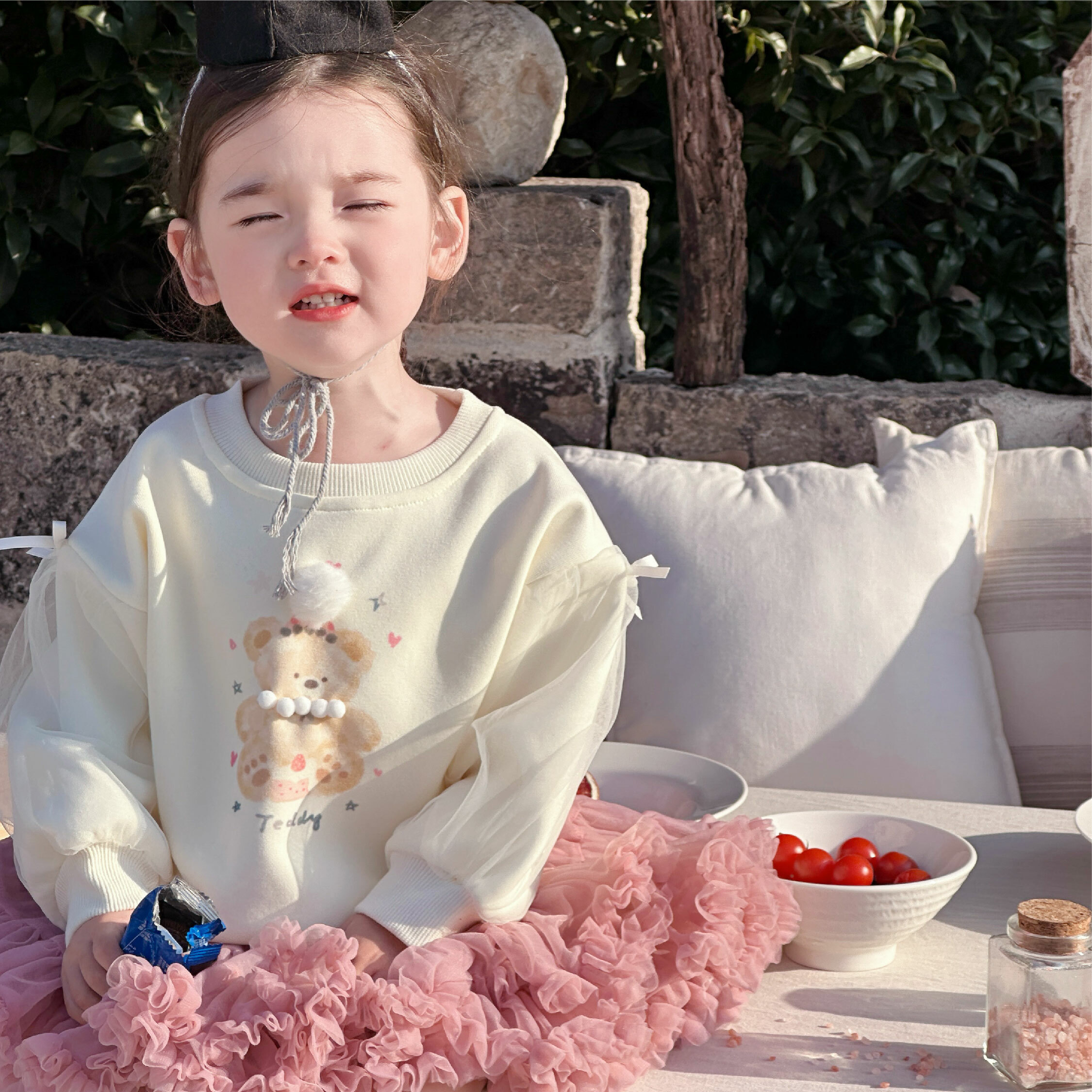 【H55195】草莓蛋糕熊網紗拼接上衣＊二色