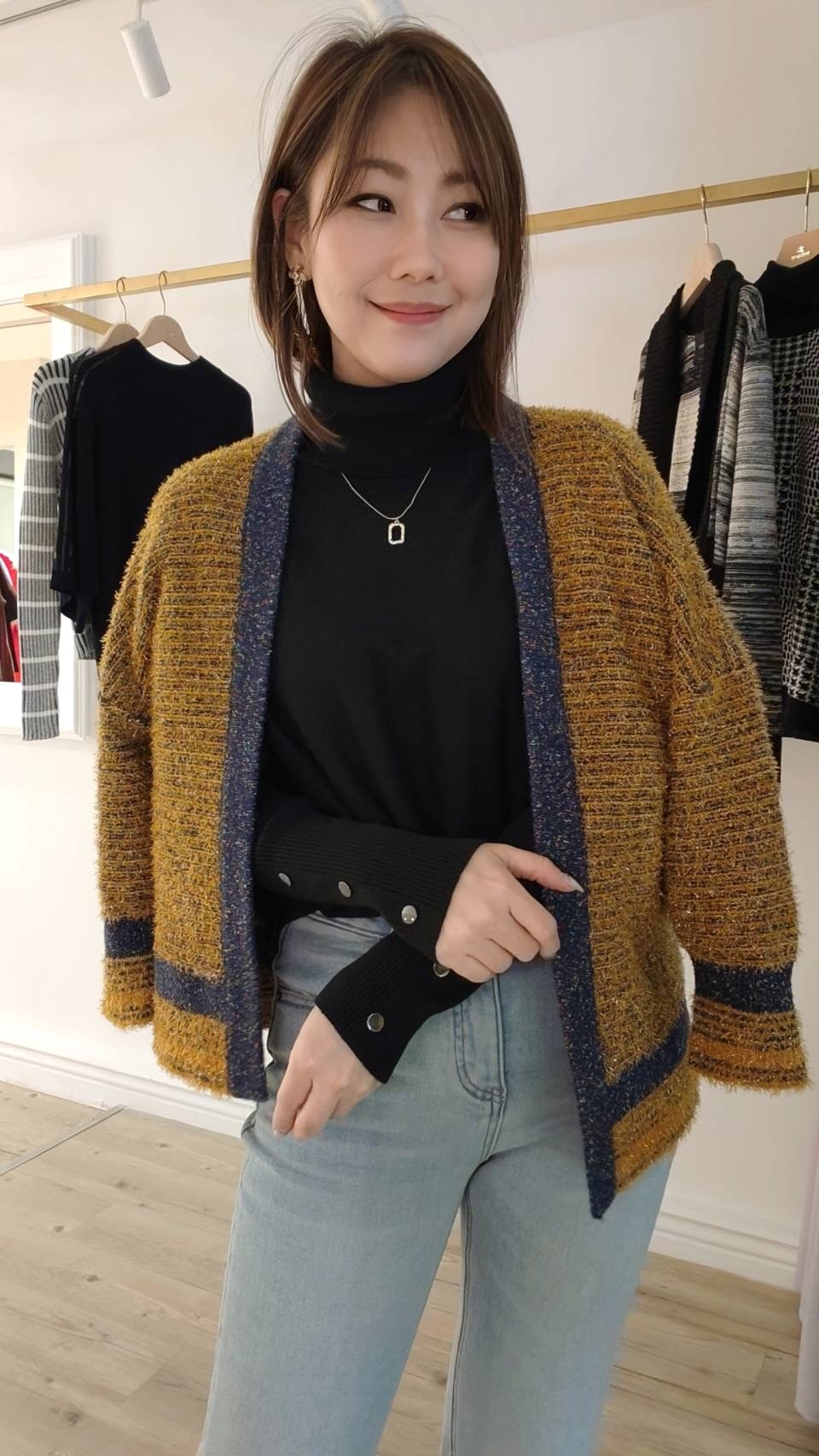 金蔥藍滾邊針織罩衫