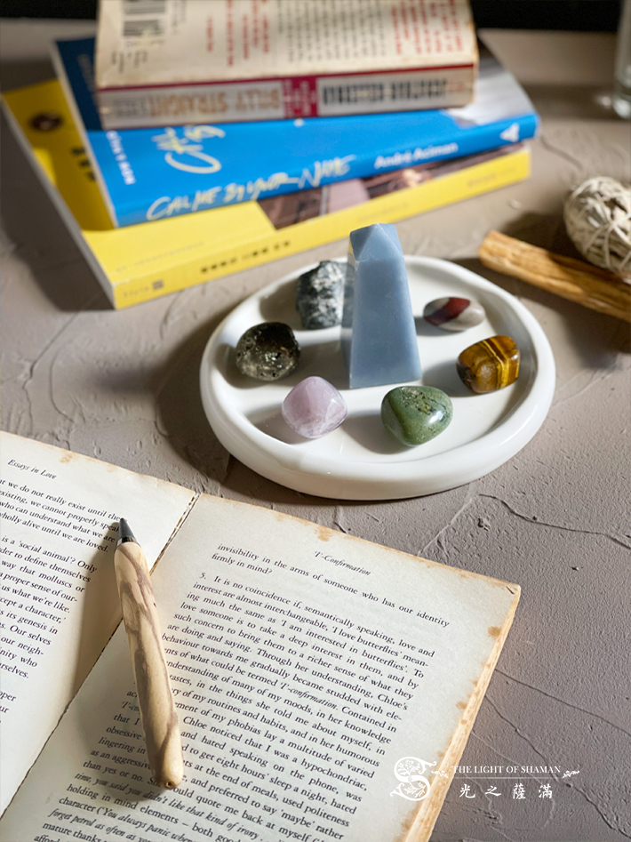 【思緒明鏡】辦公室招財聚能．思維敏銳天使石文書水晶組 -光之薩滿