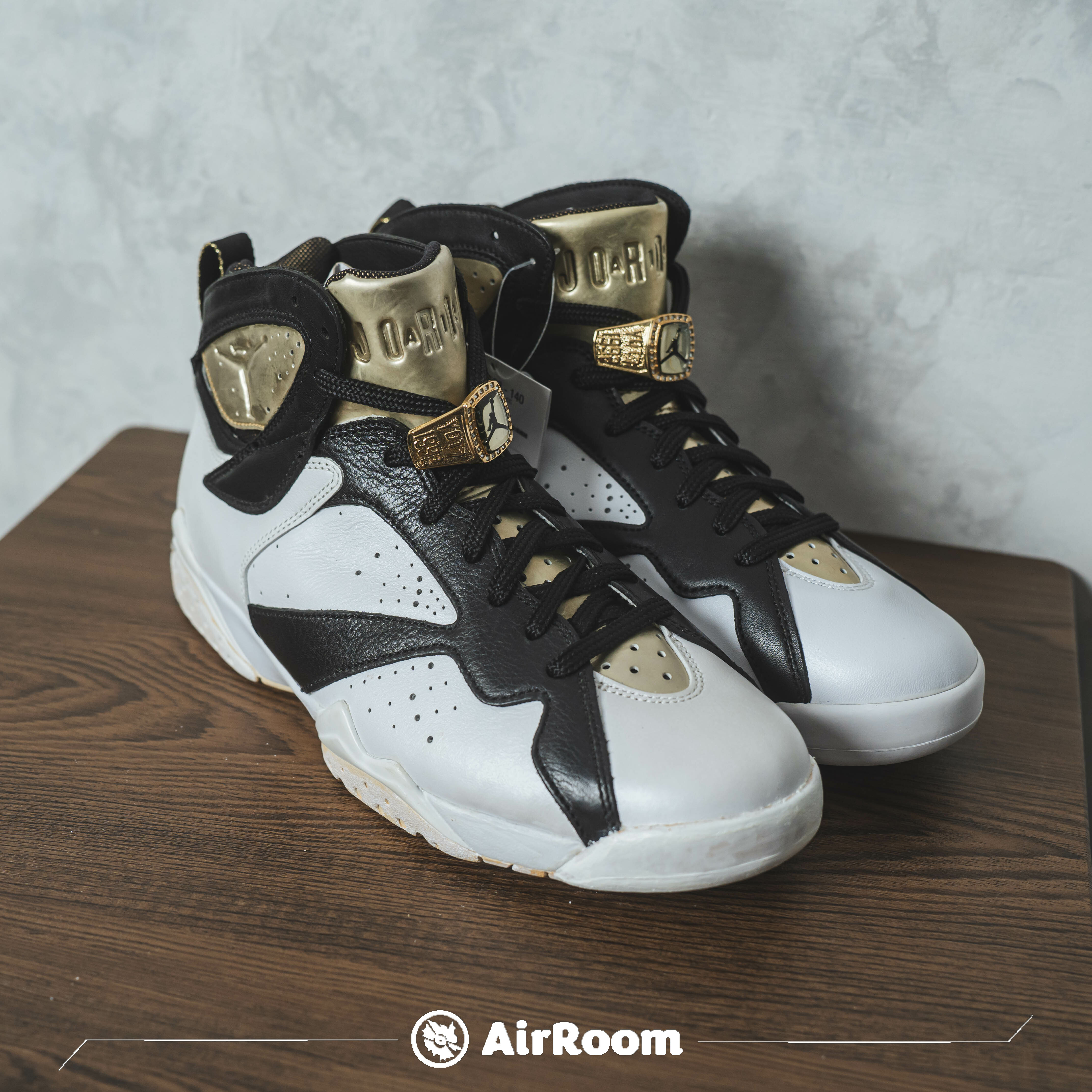 NIKE AIR JORDAN 7 RETRO 冠軍戒指 725093-140