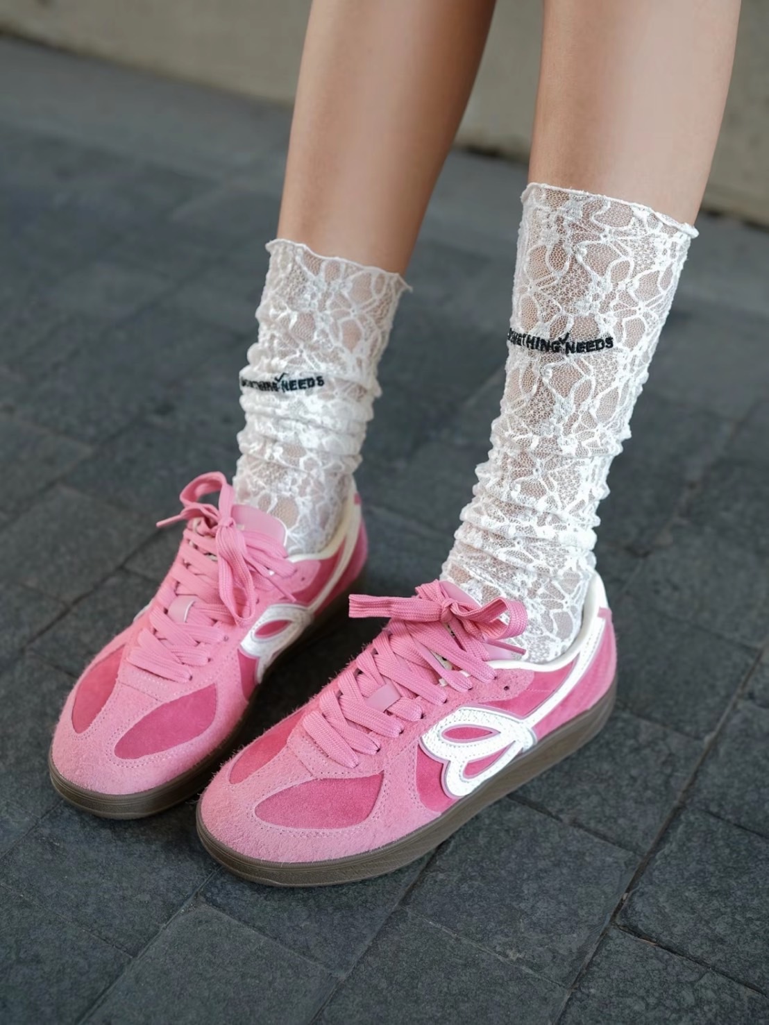 HBD × WE FLOWER 聯名小花鞋 反絨真皮 德訓鞋 粉