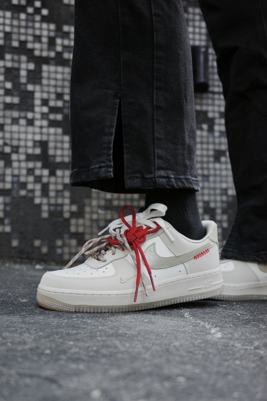 Nike AF1 Low 蛇年限定 蛇鱗 米白 中國結 春節 奶茶色 (HV5990-172)